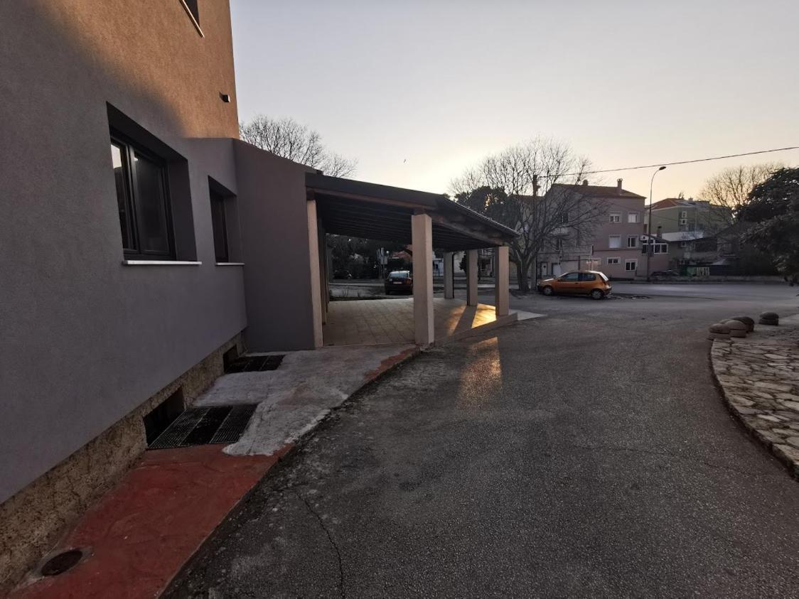 Elizabeta Deluxe Rooms Biograd Na Moru Luaran gambar