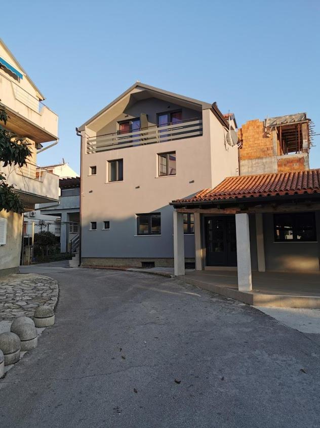 Elizabeta Deluxe Rooms Biograd Na Moru Luaran gambar