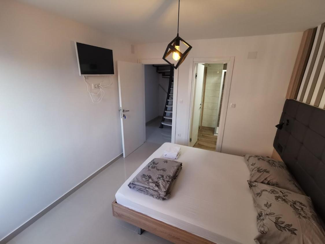 Elizabeta Deluxe Rooms Biograd Na Moru Luaran gambar