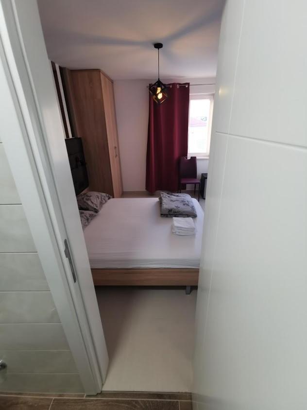 Elizabeta Deluxe Rooms Biograd Na Moru Luaran gambar