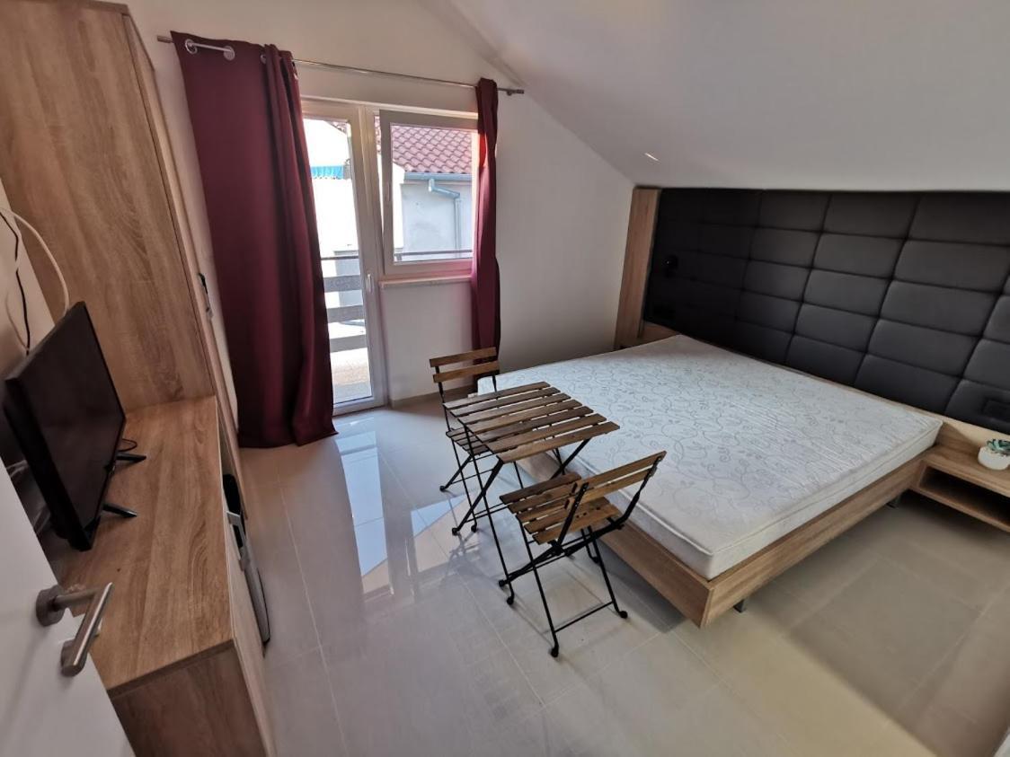 Elizabeta Deluxe Rooms Biograd Na Moru Luaran gambar