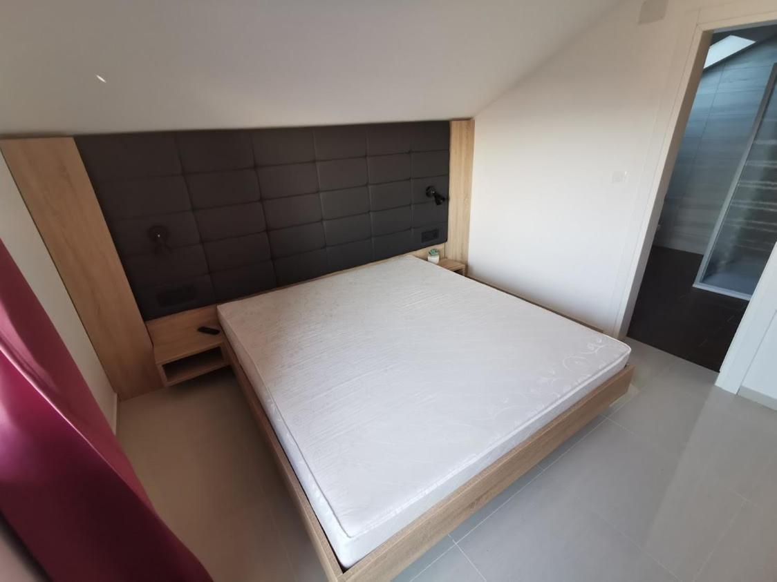 Elizabeta Deluxe Rooms Biograd Na Moru Luaran gambar