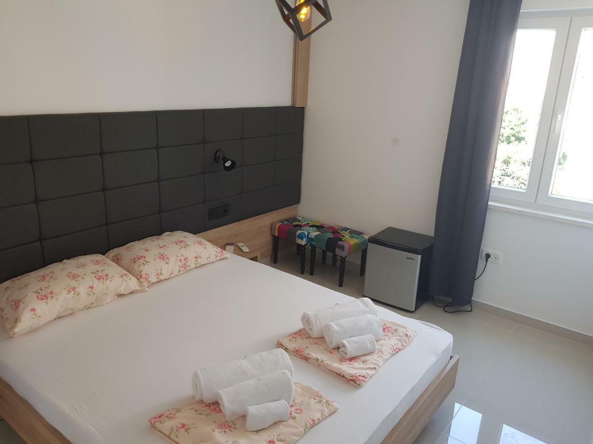 Elizabeta Deluxe Rooms Biograd Na Moru Luaran gambar