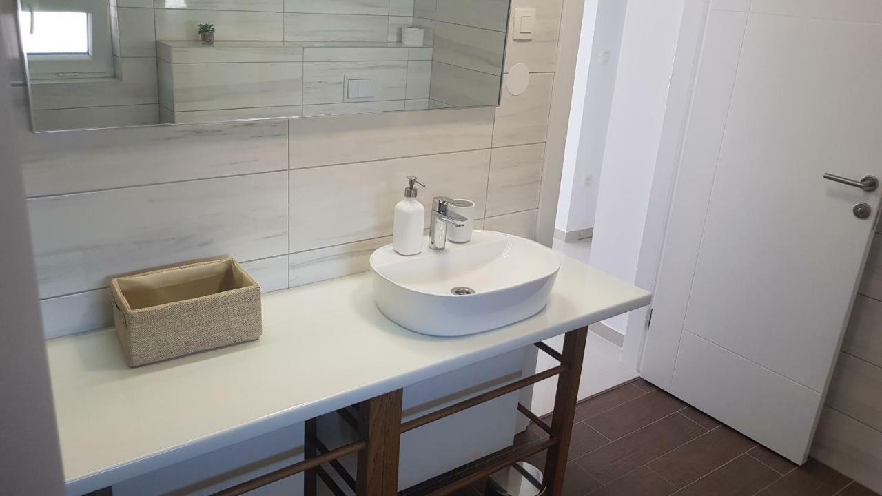 Elizabeta Deluxe Rooms Biograd Na Moru Luaran gambar